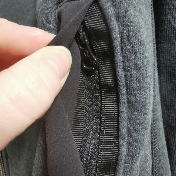 Lululemon en route jacket - Picture 12 of 16